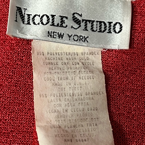 Nicole Studio Scoop Neck Halter Top - Picture 5 of 5